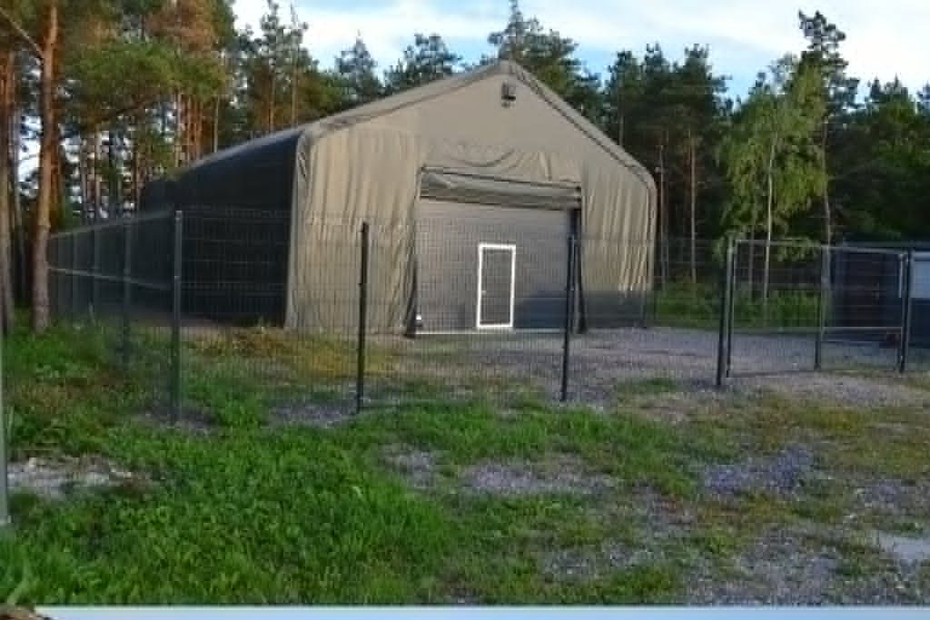 Telkhall ja piirdeaed valmis objektil